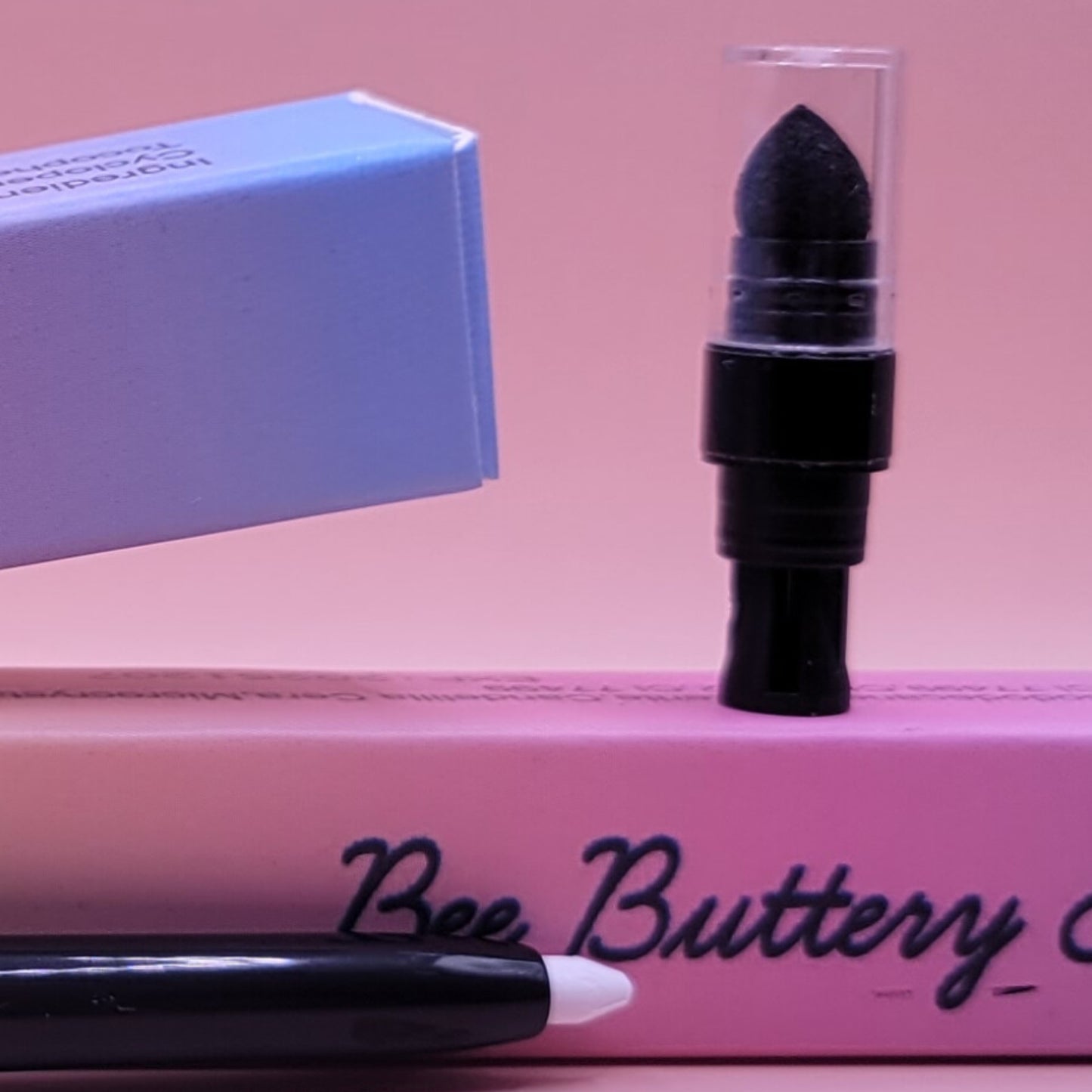 Bee Buttery Eyeliner